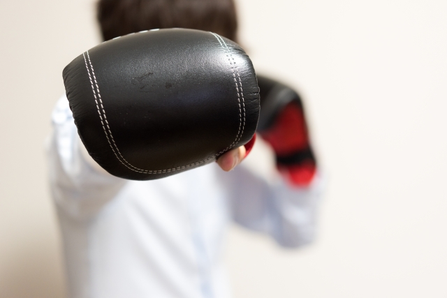 右ストレートの打ち方 | ボクシングの基本